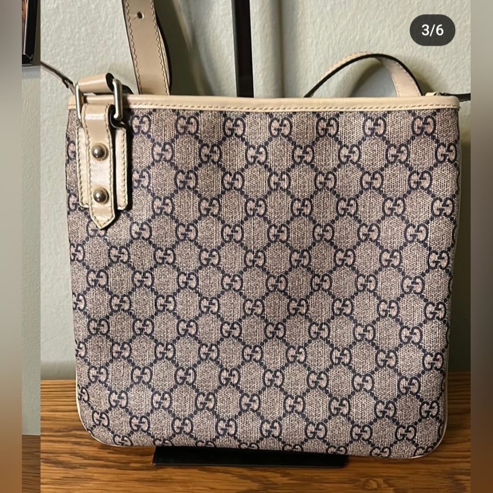 Gucci GG Supreme Coated Canvas Tattoo Collection Crossbody With Dust Bag - Picture 6 of 16